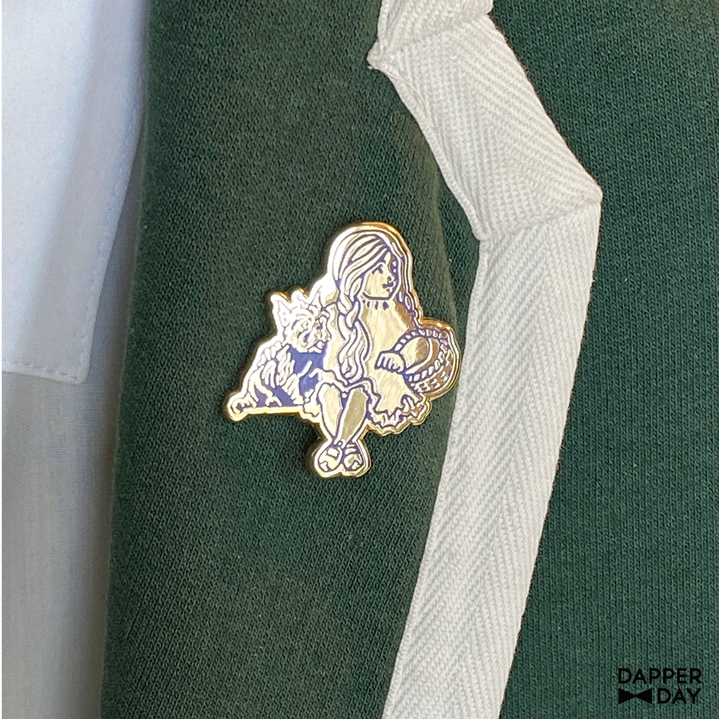 Dorothy & Toto Pin