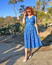 Load image into Gallery viewer, &#39;Sharkstooth&#39; Cotton Dolce Dress (Sapphire)
