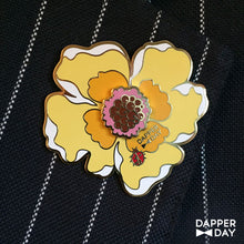 Load image into Gallery viewer, Big-Buttercream Boutonnière Pin
