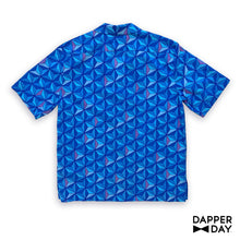 Load image into Gallery viewer, &#39;Sharkstooth’ Cotton Cabana Shirt
